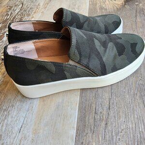 Womens Steve Madden Zayna platform slip on shoes